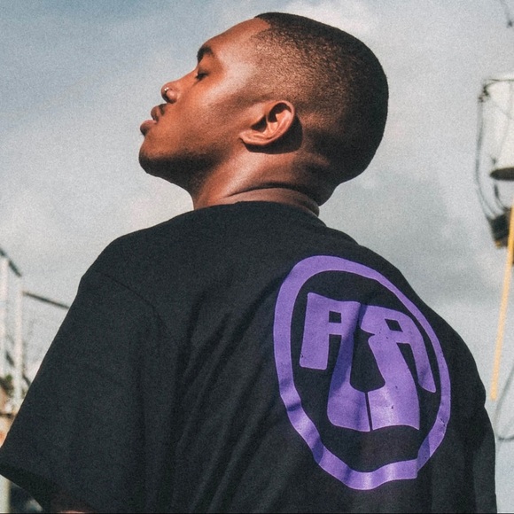 Reach Records Legacy Black Tee - Picture 3 of 5